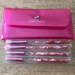 GLAMIERRE
Pink Luxe Glitter Eye Brush Collection